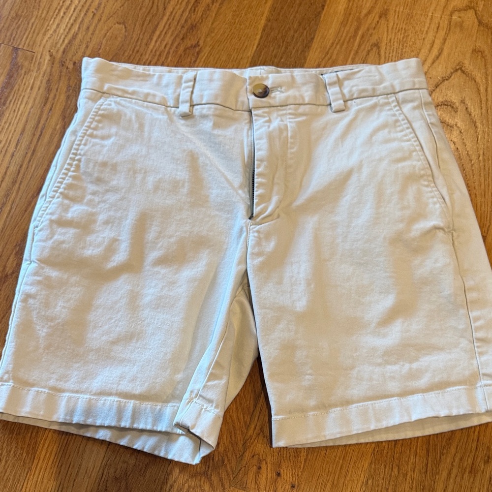 Vineyard Vines Light Tan Shorts